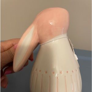 NWT cutest ceramic  bunny!